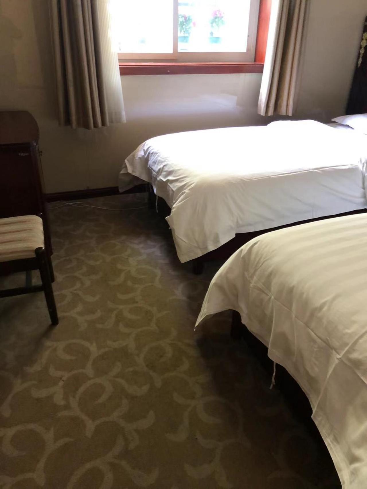 Chengdu Sichuan University Budget Hotel Bagian luar foto